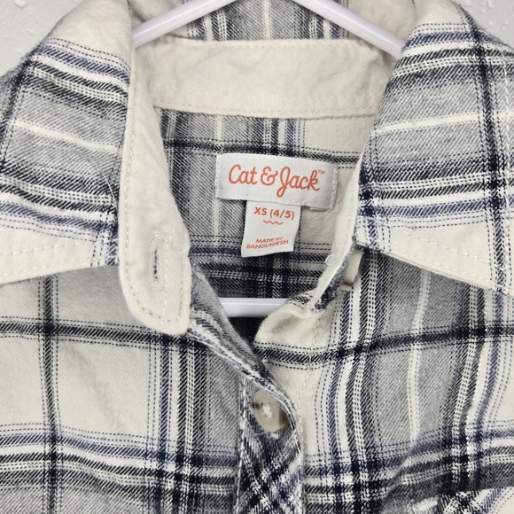 Cat & Jack Plaid Button Down Shirt - White and Black - Picture 3 of 4